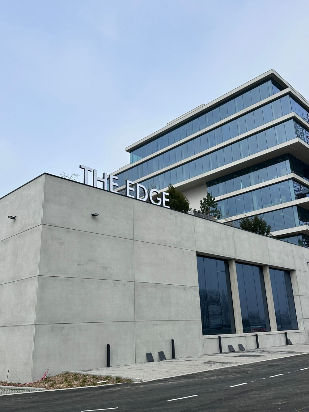The edge 2